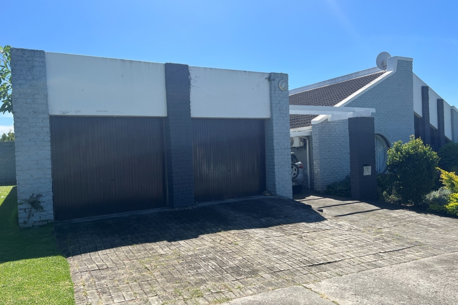 3 Bedroom Property for Sale in Beacon Bay Eastern Cape